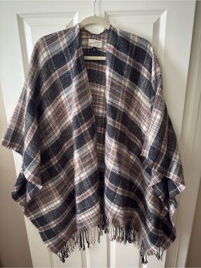 Universal Thread Plaid Fringe Poncho Wrap in Black Brown & Cream